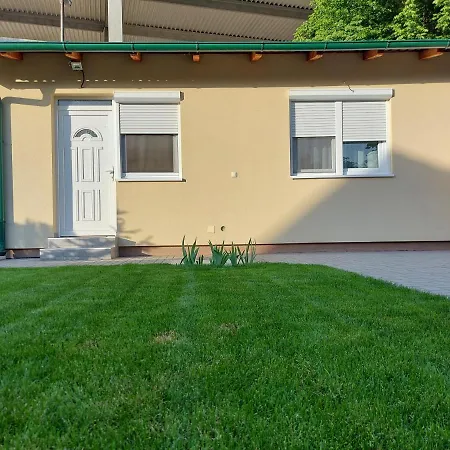 Garden House Novi Sad Apartment Exterior photo